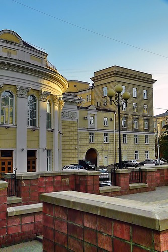 Архитектурный ансамбль центральной площади Белгорода (2)*